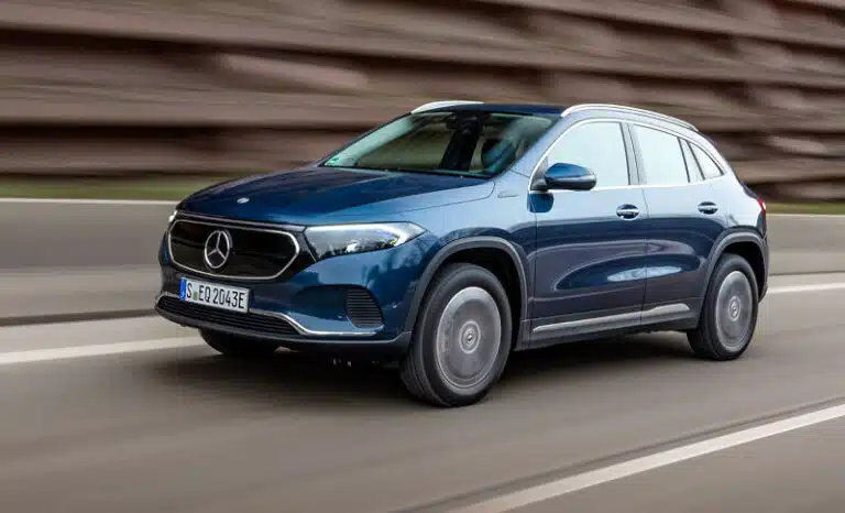 Mercedes-Benz EQA: il SUV elettrico compatto che ridefinisce l’eccellenza
