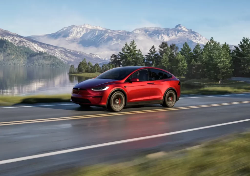 Tesla Model X SUV del futuro