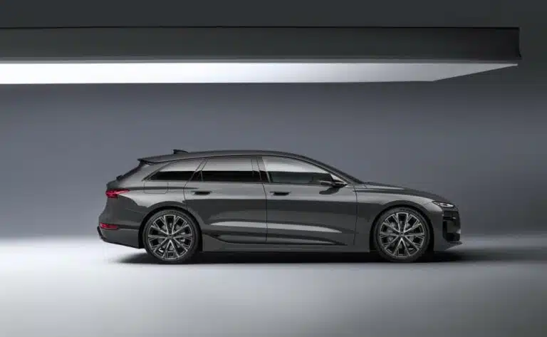 Audi A6 Avant e-tron automobile familare elettrica