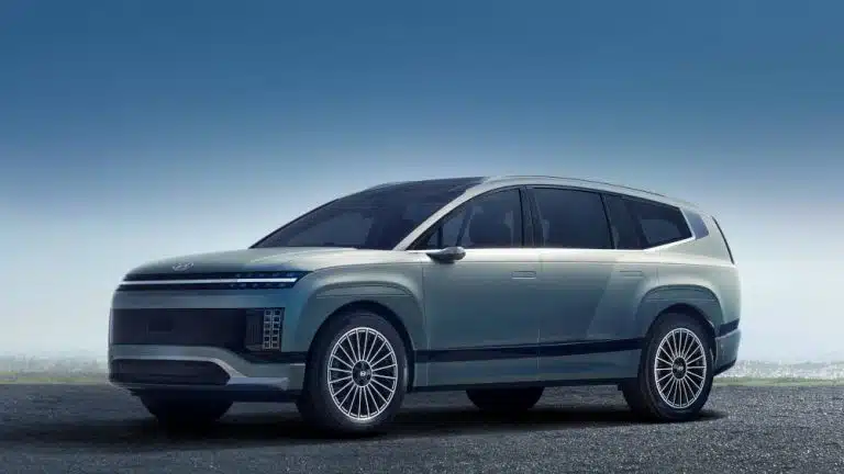 Hyundai Ioniq 9 elettrico SUV EV familiare 7 posti