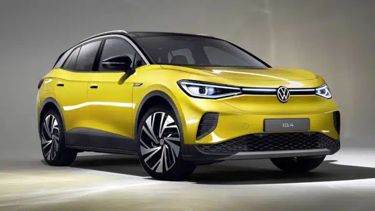 Nuova Volkswagen ID.4 elettrica SUV crossover