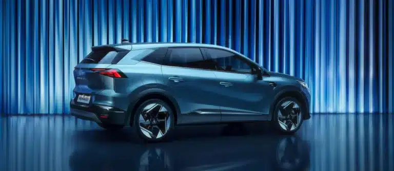 Renault Symbioz Full-Hybrid caratteristiche e scheda tecnica di questa auto ibrida