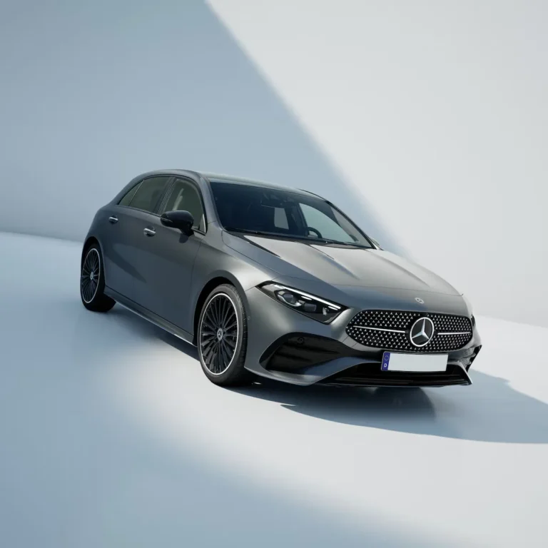 Mercedes-Benz classe A berlina compatta premium del 2026
