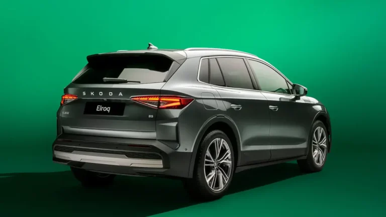 Skoda elroq prova su strada consumi prezzo e scheda tecnica